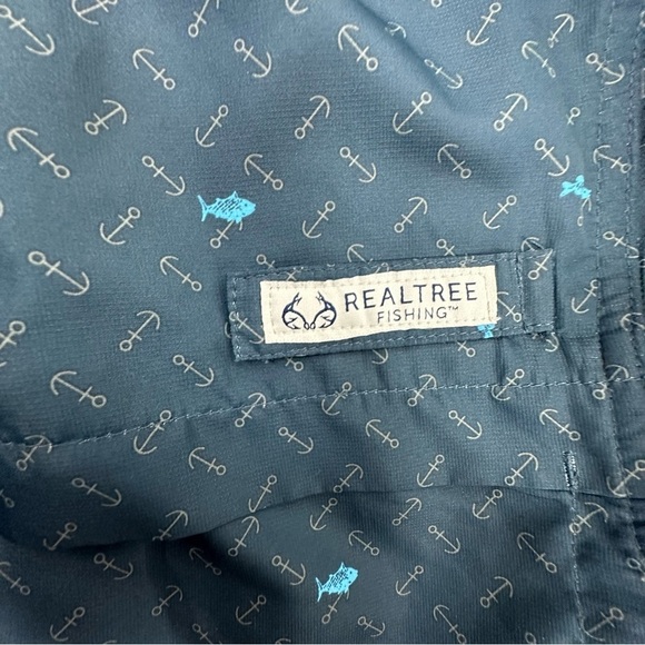 Realtree Men’s size Small Blue Premier Fishing Guide Long Sleeve Shirt - Picture 12 of 13